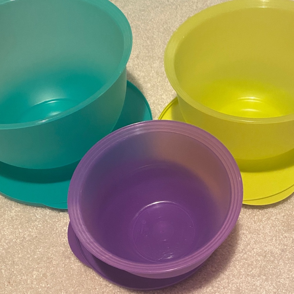 Tupperware- IMPRESSIONS